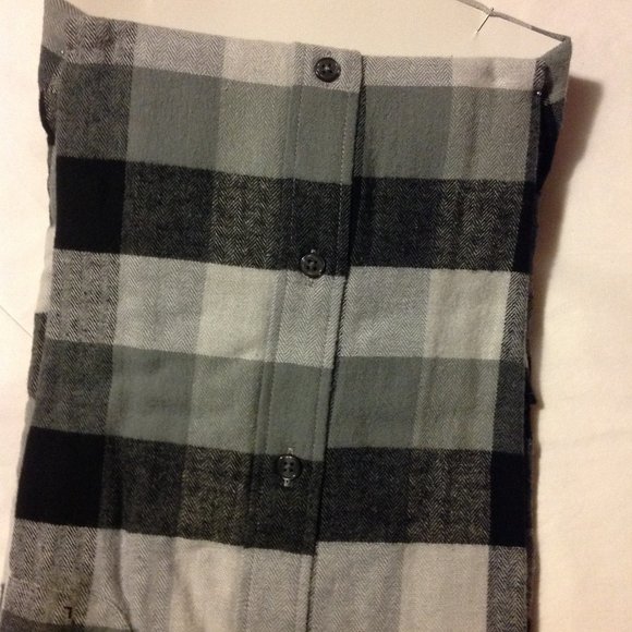 Club Room Men's 100% Cotton Flannel Button Down Large Black/Gray Shirt - NWT - Picture 2 of 2